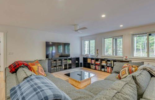 Riverfront Hideaway in Keene Walk to Town! - Foto 25