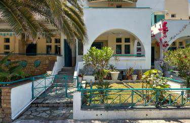 Emerald Seaside Apartment In Pefkohori - Photo 1