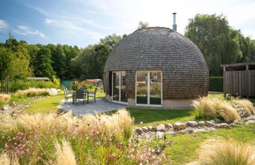 Kugelhaus Kugellager - Besonderer Rückzugsort in runder Bauweise - reduziert, ruhig und naturnah am Tollensesee - Foto 1