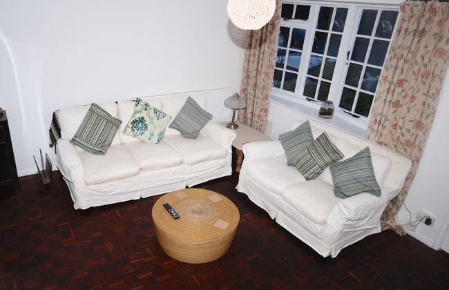 Stylish Central House next to Castle - Foto 1