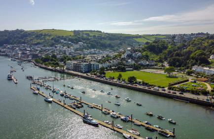 Family & Pet Friendly Coastal Base Near Dartmouth - Foto 58