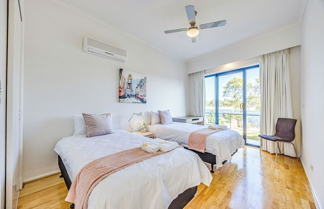 StayAU 6BR Deluxe Lakeview Point Cook - Foto 25