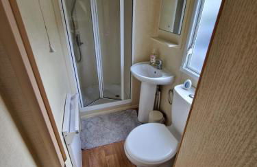 Discover Serenity in Our 3-Bed Static Caravan at Clarach Bay Holiday Village! - Foto 23