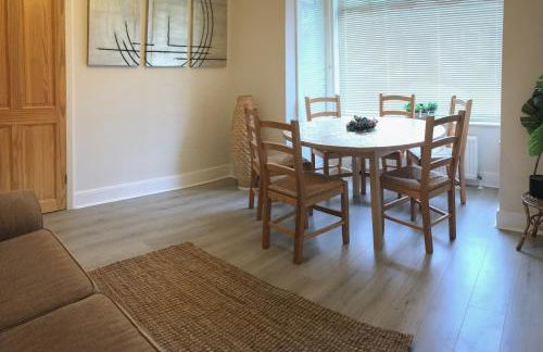 Welcoming 4 Bed Holiday Home in Eastbourne - Foto 10