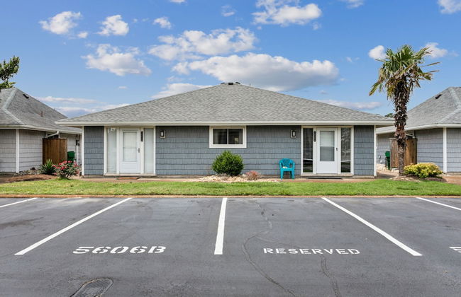 Beautiful Sea Gem - Condo 1 4 mi From Beach w Pool - Foto 27