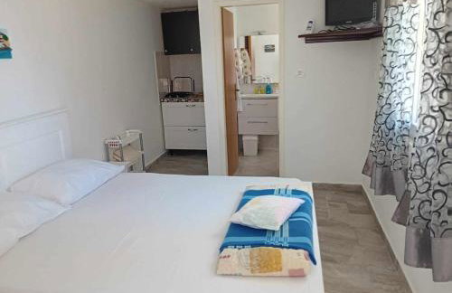 Modern Robinson Veli Bare - Photo 46