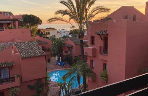 Havsutsikt - penthouse 200 m från stranden - Elviria - Photo 1