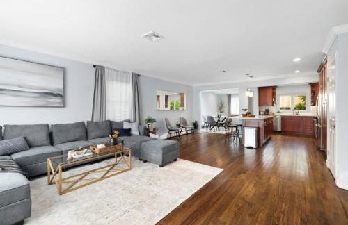 New Stylish Beach Home near Stamford Downtown/Cove Beach/ 40 min to NYC - Foto 2