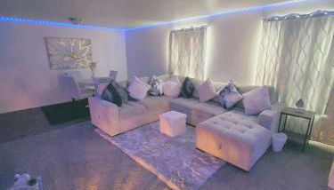 COZY STYLISH 1BR CONDO LED Ambience Private Entry Home Away From Home - Foto 5