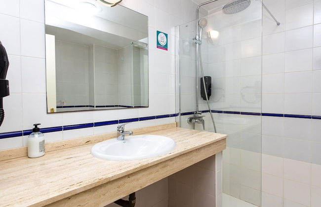 Belvilla by OYO Uptown I - Photo 12