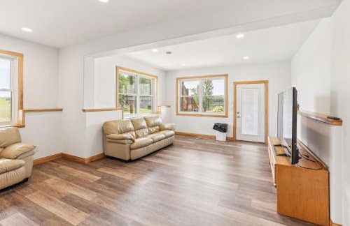 Lakeside 4BR Retreat Private, Peaceful & Scenic villa - Foto 12