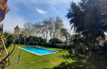 Apartment with pool near the beach and Barcelona by train - Photo 12