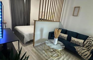 Cosy House à 9 mins RER A et 35 mins de Paris - Foto 1