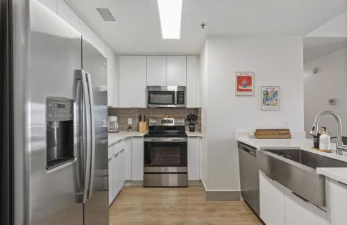 Urban Oasis - Balcony, Free Parking, Views, Gym - Foto 3