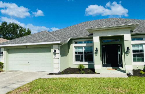 Gone Coastal! Large Heated pool home 30 min from beaches! - Foto 48