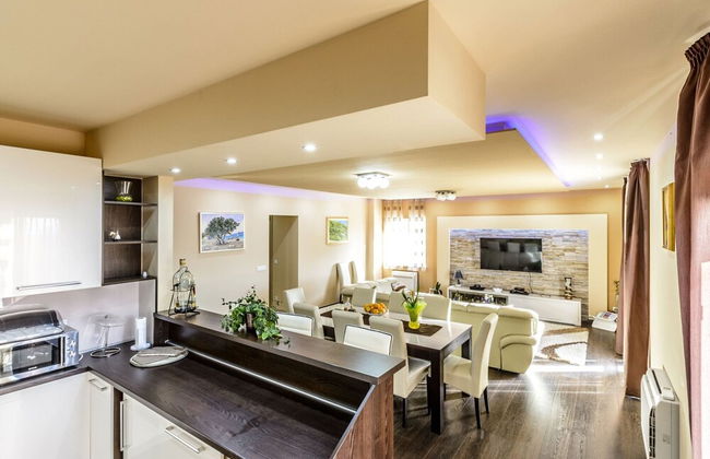 Villa Pave - Six-bedroom Villa With Terrace and Swimming Pool - Foto 14