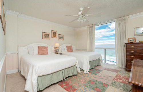 Beach Service Included Corner Condo - Foto 8