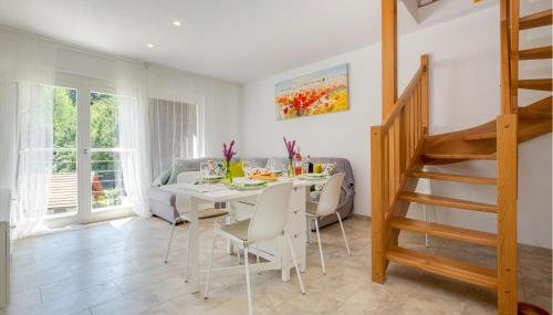 2 Bedroom Nice Home In Koranski Brijeg - Foto 4