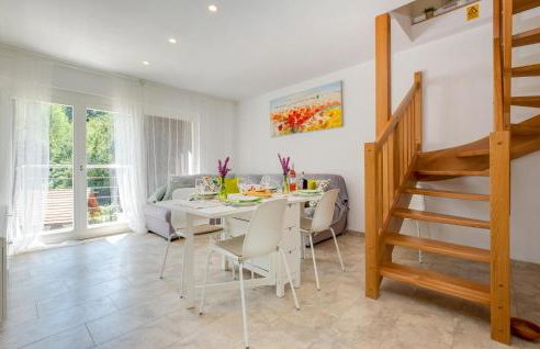 2 Bedroom Nice Home In Koranski Brijeg - Foto 4