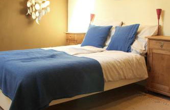 Pauline 3 - Photo 27