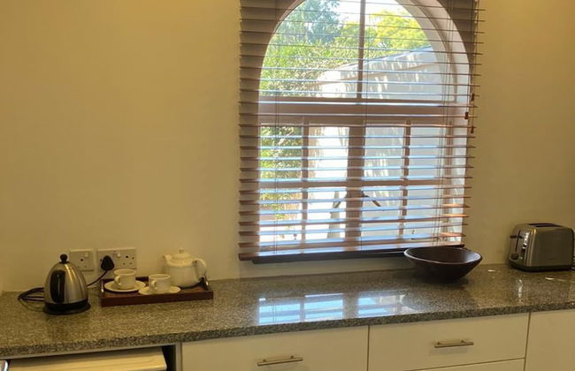 Chic Studio Nestled in Lovely Garden and Pool-2254 - Foto 13