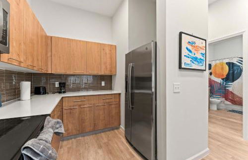 Riviere Apartments King Bed Suite & Pool & Gym & Pet Friendly & Near Epic Universe - Foto 4