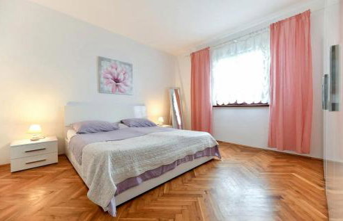 Six-Bedroom Holiday Home In Sv Filip I Jakov - Foto 39