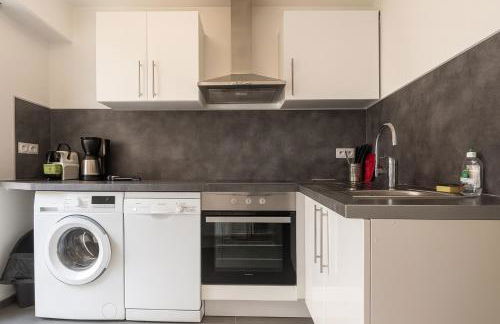 Appartement confortable avec balcon - Proche Gare Riquier SNCF - Foto 16