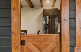 Cute Romantic Cabin With Hot Tub 5 Min from Lake - Foto 29