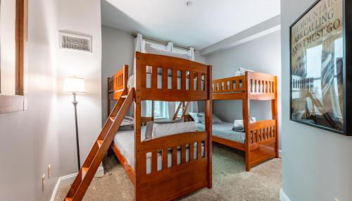 Snowshoe Village Ski-in - Ski-out Condo w Hot Tub - Foto 3