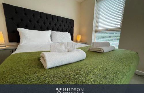 Three Bedroom Townhouse with Parking - Foto 6