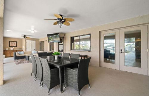 Surfside Beach House - Gorgeous Canal Front Home - Heated Pool & Boat Dock - Foto 53