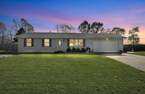 Cozy Retreat with Hot Tub in Peaceful Goshen home - Foto 1