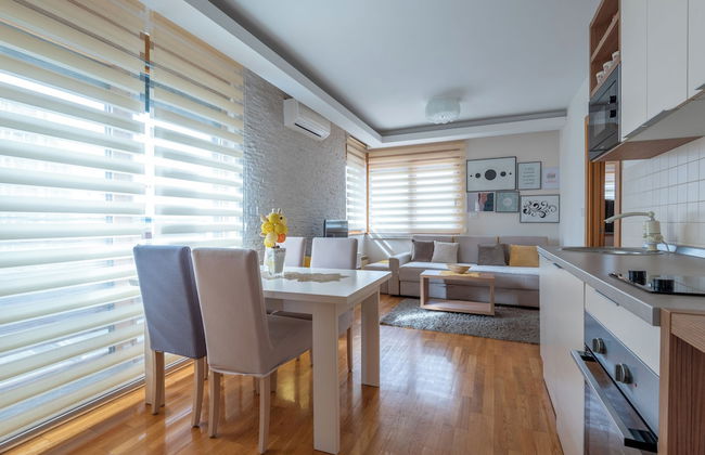 Konaciste Egoiste - Centar - Photo 18