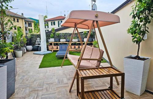 Casa Blanca Luino - Terrace Lounge - Photo 38