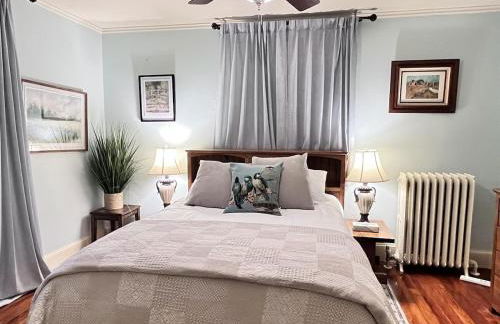 Big New England Family Home; walk to beach, shops - Foto 53