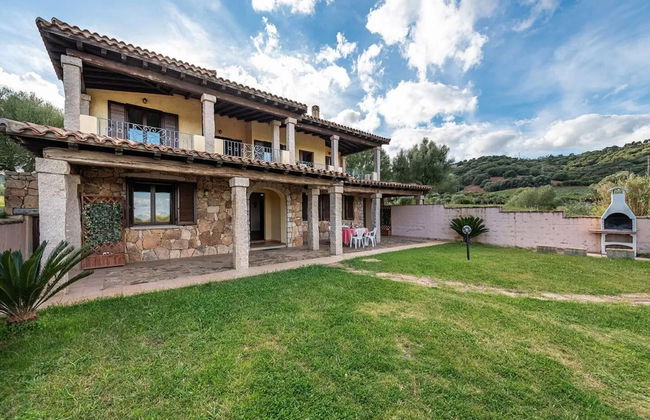 Charming Holiday Home Near La Caletta Beaches - Foto 1