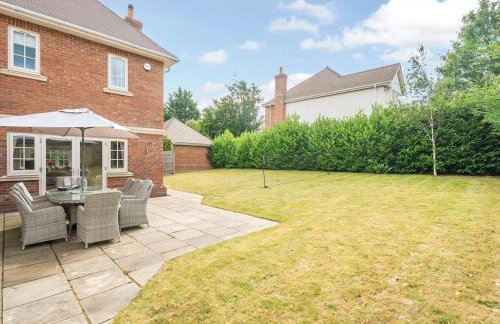 Large Comfortable & Private Home in Fetcham - Pass the Keys - Foto 31