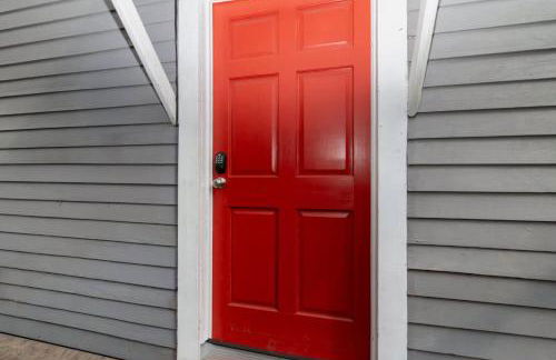 The Sunny Southern Manse Back Walk Downtown - Foto 28