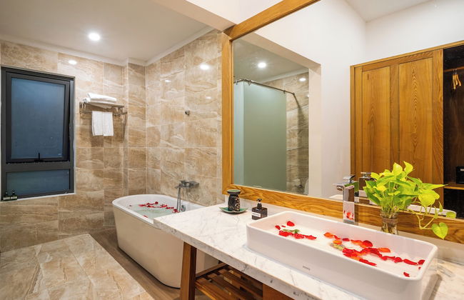 Palm River Boutique - Photo 75