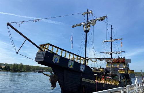 Uroczy drewniany domek w Charzykowach - Foto 41