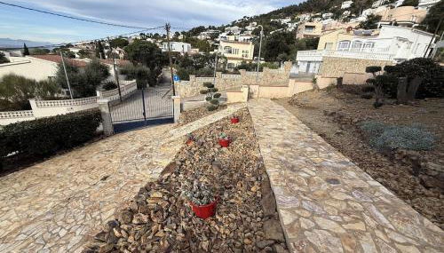 AwayDays - Mas Fumats 2 - Apartment with a Pool - Photo 5