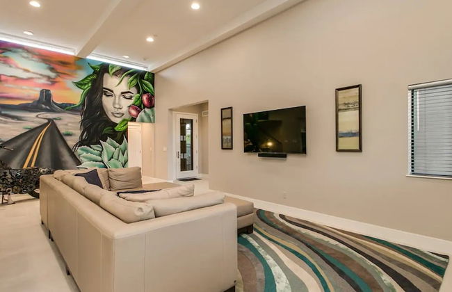 Luxe 4 Bdrm W/pool and Spa on Golf Course Lot! - Foto 19