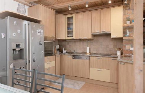 Amazing Home In Najevi With Wifi - Photo 23