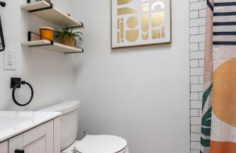 Charming 2BR Townhouse with Patio & Parking in DC - Foto 37