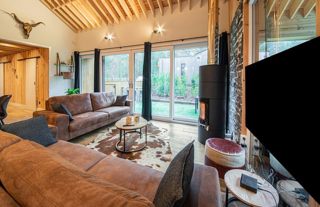 Escape With Heated Pool - Photo 15