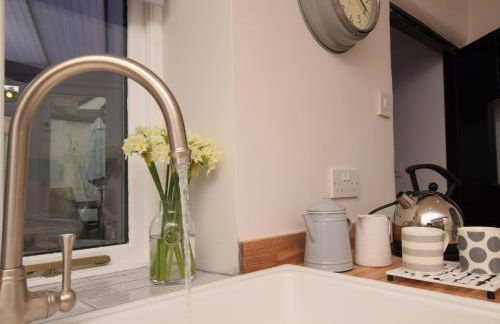 2 Bed in Appledore DECKH - Foto 5