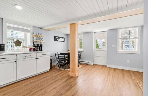 The Addie Shack Pet Friendly Steps to Beach - Foto 11