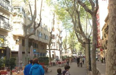 Barcelona Family Beach - Photo 17