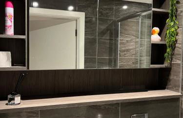 Lux Deansgate multi story apartment - Photo 14